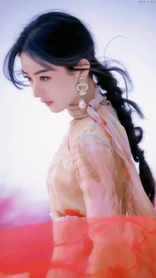 山花如翡 馥郁芬芳94每一帧都好绝 丽酱这套好梦幻好漂亮噢#赵丽颖