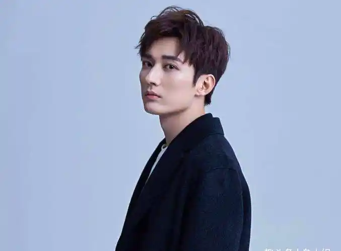 导演曝刘学义税务问题,不肯降片酬导致停工,比别人高出几十倍_陈益韬