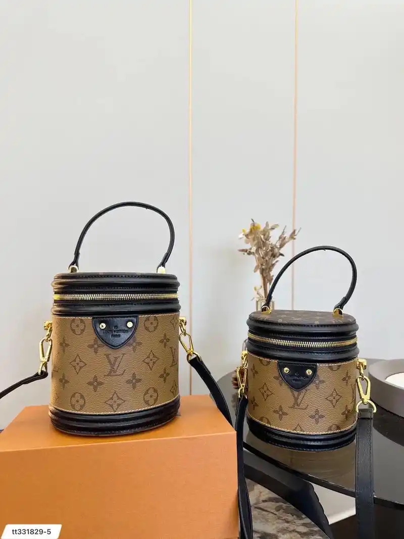 水桶包.lv 发财水桶包 原版五金logo 内设专柜logo - 抖音