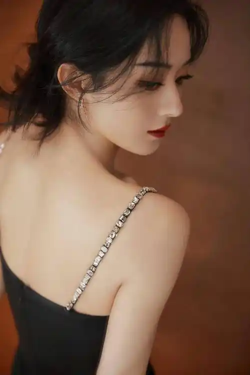 女神赵丽颖写真集:绝色美人,盛世容颜