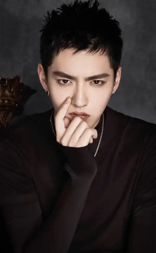 lu鹿祁从鹿煖转采于2021-02-04 11:24:11吴亦凡溶素lu鹿祁该采集也在