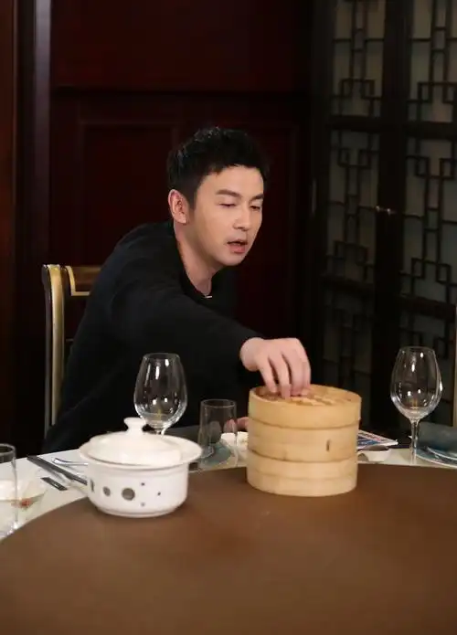 雷佳音极限挑战新手上线二锅头反被套路承包笑点