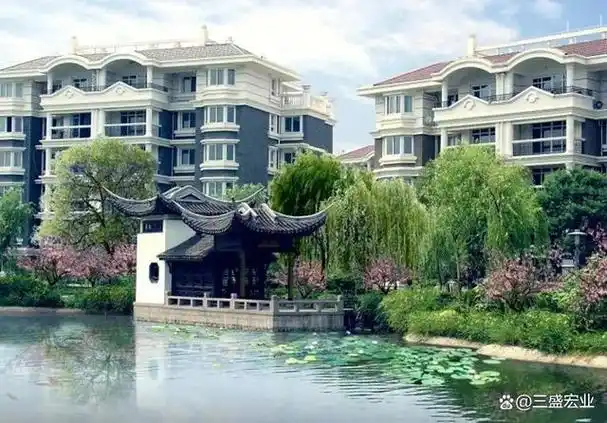 上海九亭颐景园是三盛宏业于2006年在上海开发的第一个颐景园项目