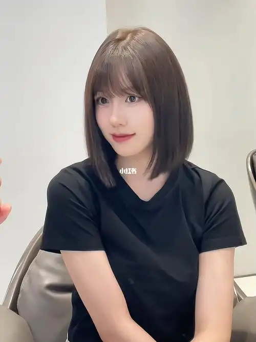 短发发型减龄刘海发型是方圆脸妹妹的福音