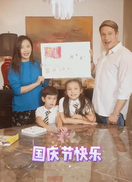 马雅舒与家人出游,老公高大俊朗儿女颜值高,比刘诗诗过得还幸福