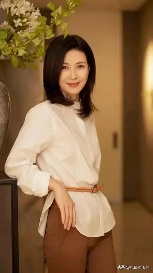 童蕾五官端正笑容甜美