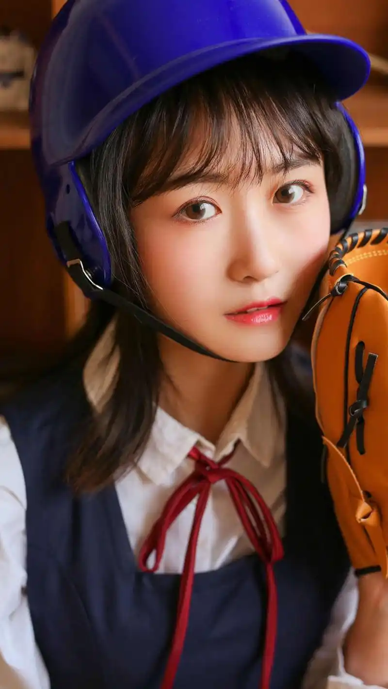 棒球美少女甜美可人私房写真图片手机壁纸