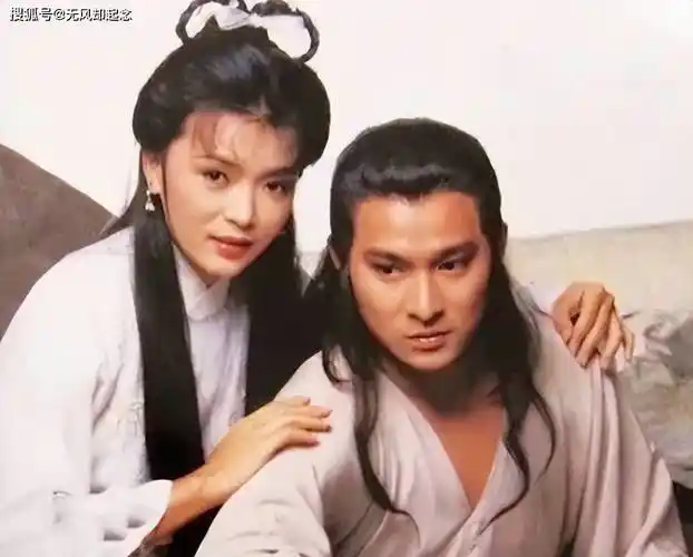 周海媚病逝,金庸曾坦言:若知道她来演周芷若,我一定把结局改了_一角