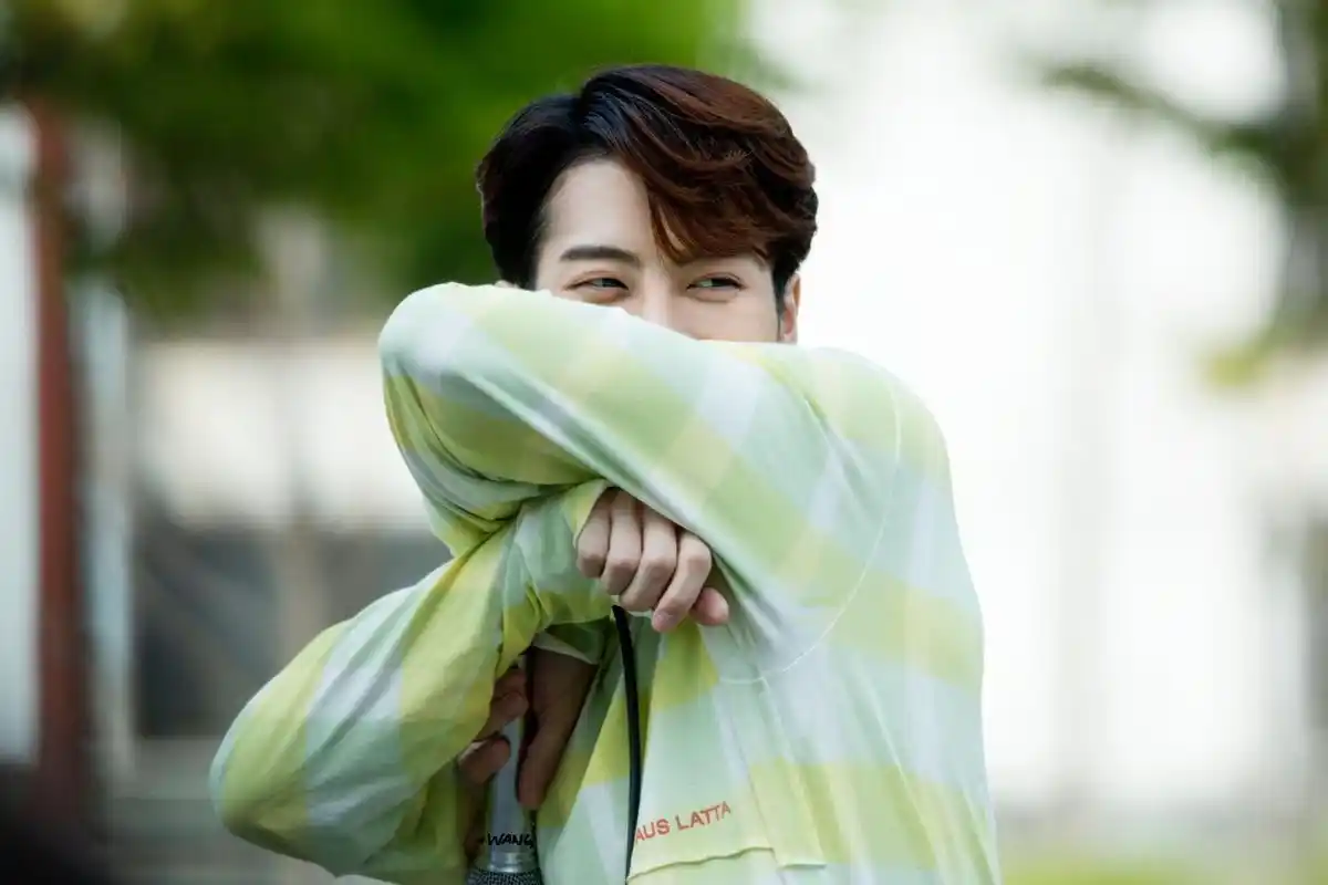 高清饭拍〓190601 mini fm 王嘉尔 高清饭拍9p, 心都融化了!