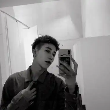 适合单身男生的帅气头像图片超有魅力的高冷男生黑白图片大全