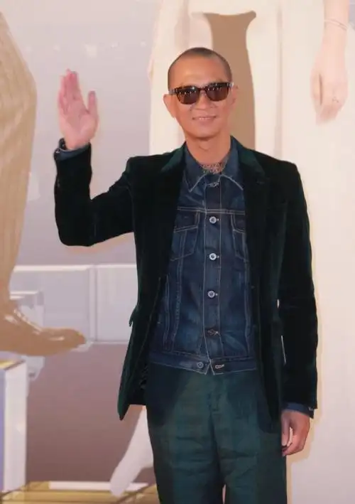 张家辉超短寸头酷帅十足,男明星图片,发型图片