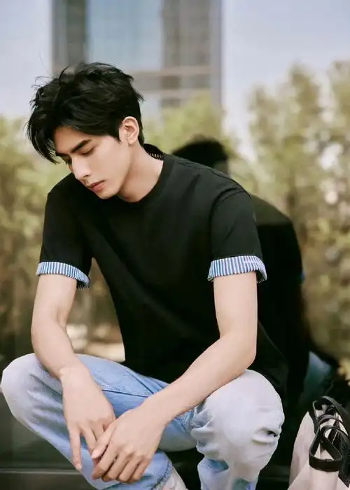 宋威龙陈仟钰恋情##宋威龙 95颜霸