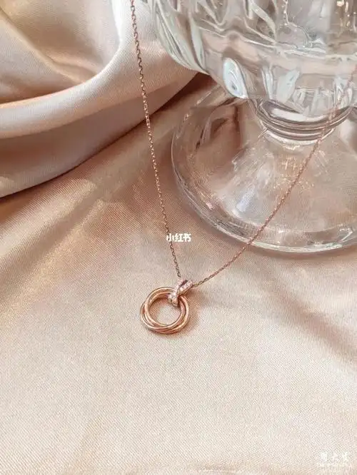 周大生彩金项链