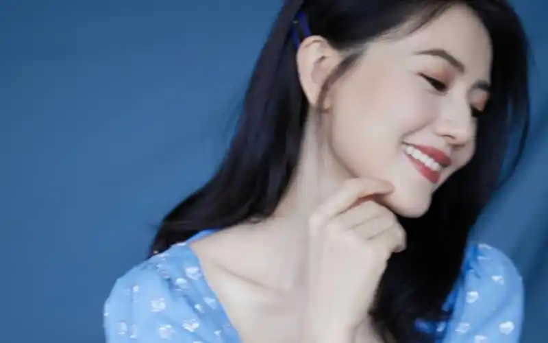 高圆圆优雅写真壁纸77