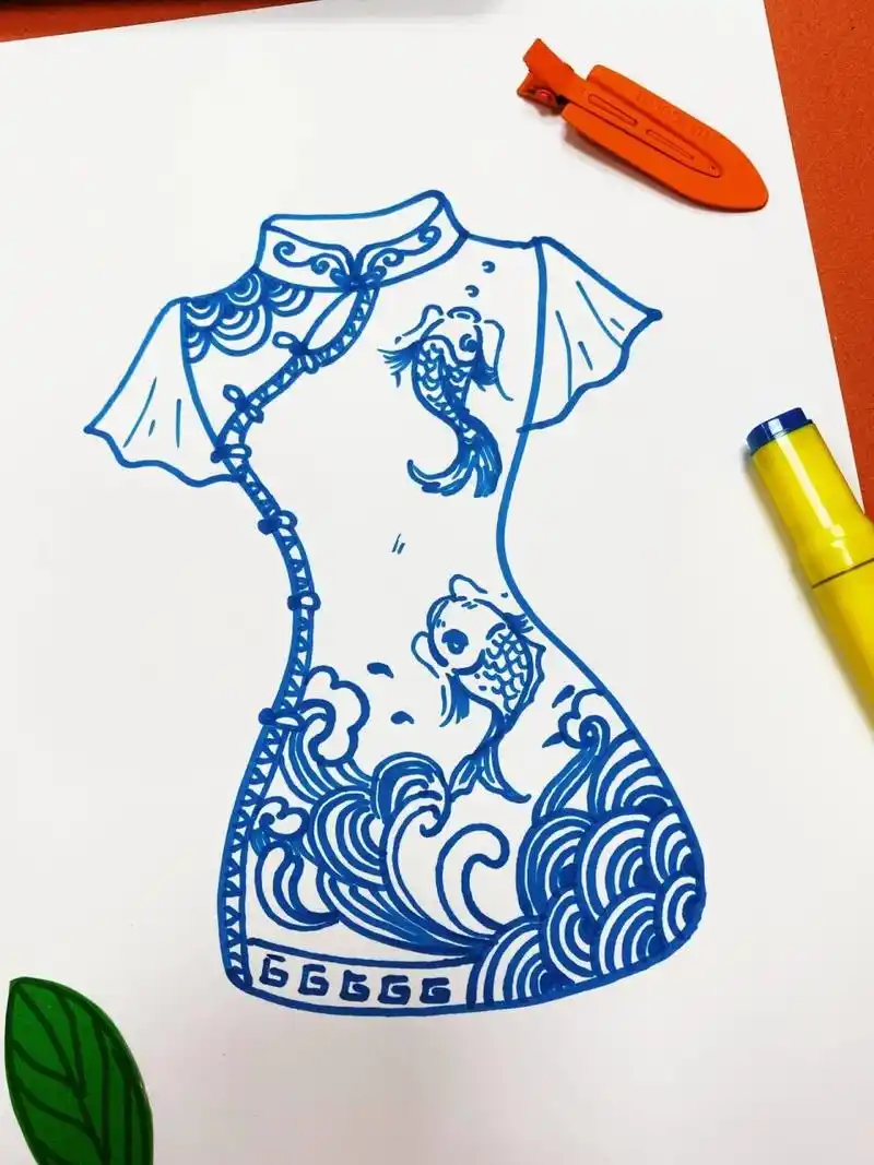 手绘旗袍—青花瓷色系运用 青花瓷色系～可以绘画旗袍/瓶瓶罐罐/静物