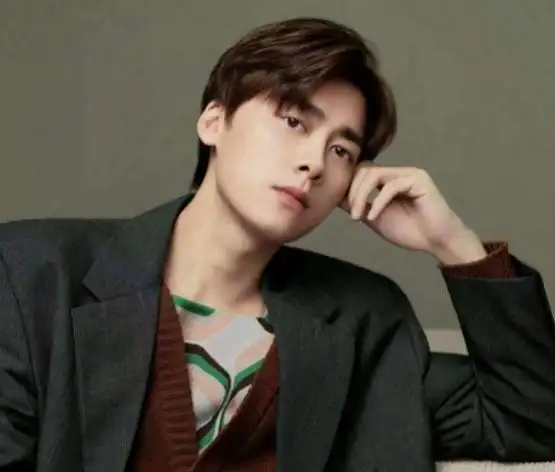 李易峰翻车早有征兆被问喜欢拍什么戏下意识回答惊呆众人