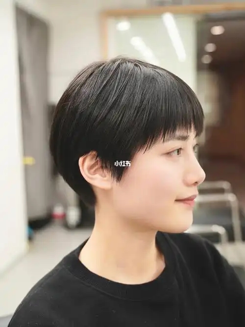 短发分享93#露耳短发>显发量99