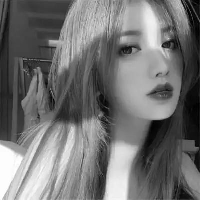 超好看的黑白头像女生高清图片_女生头像_头像屋