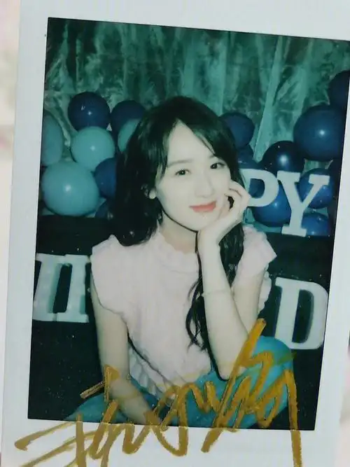 见字如晤 不知道是不是这样用只知道晓茗的字一笔一画都很好看#袁冰妍