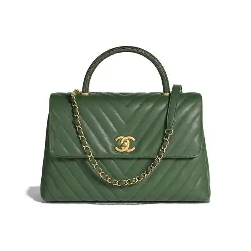 itbag最经典七款奢侈品包包之六chanelflapbag