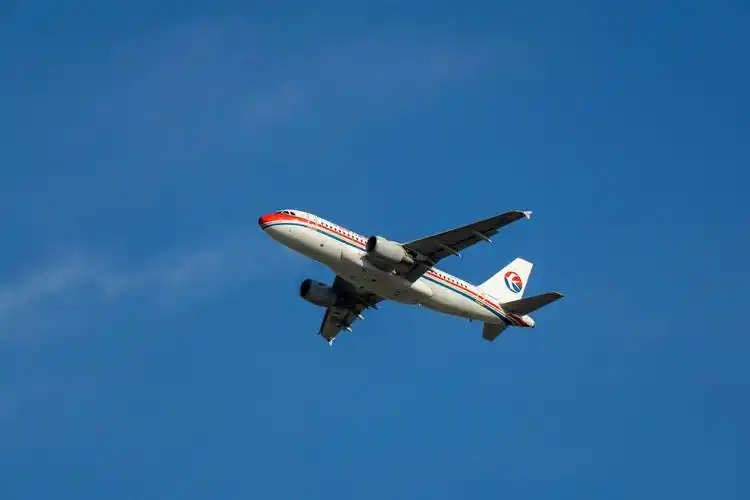 上海虹桥机场,天山路拍起飞.有上海的朋友一起拍飞机. - 爱拍飞机 -