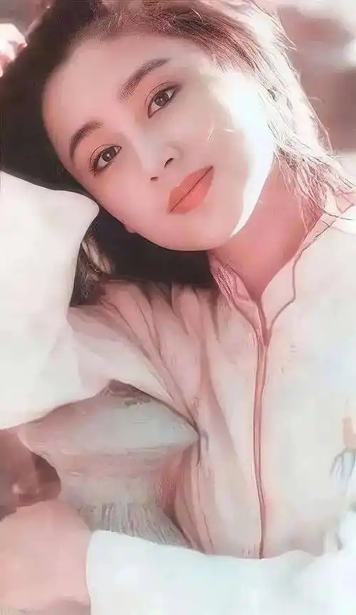 90年代最美的18位女明星,都是70后耳熟能详的天然美女!