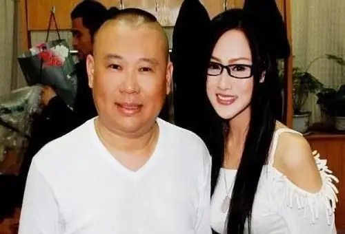 德云社的大佬并不是郭德纲,她才是德云社真正的摇钱树