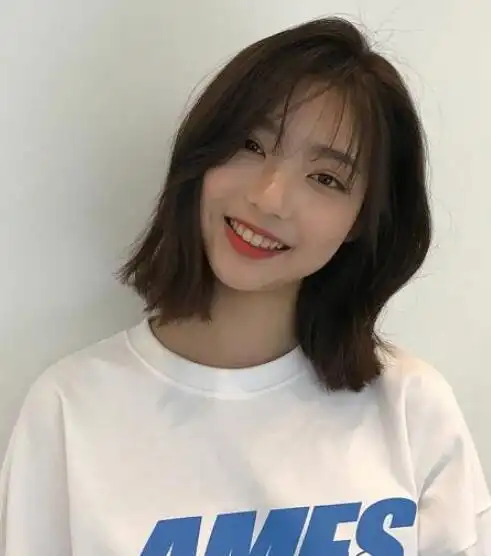 2021最洋气齐肩短发,齐肩短发让你回到18岁!