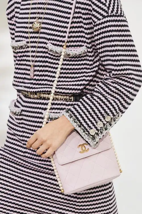 新包| chanel 2021春夏秀场新包预览:超袖珍风潮 - ibag · 包包