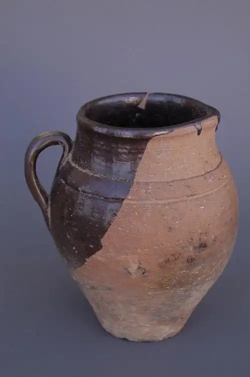 元酱釉单耳粗瓷罐