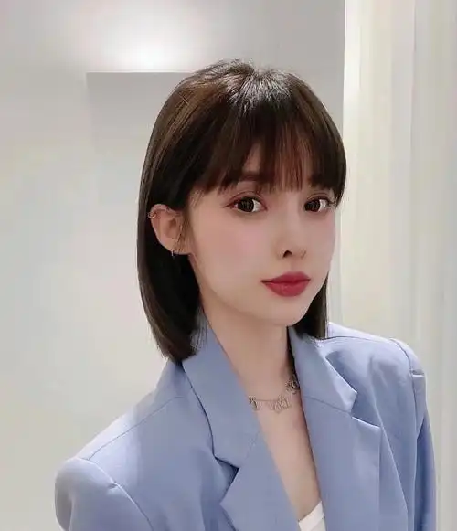 齐肩短直发,可盐可甜,又乖又洒脱.
