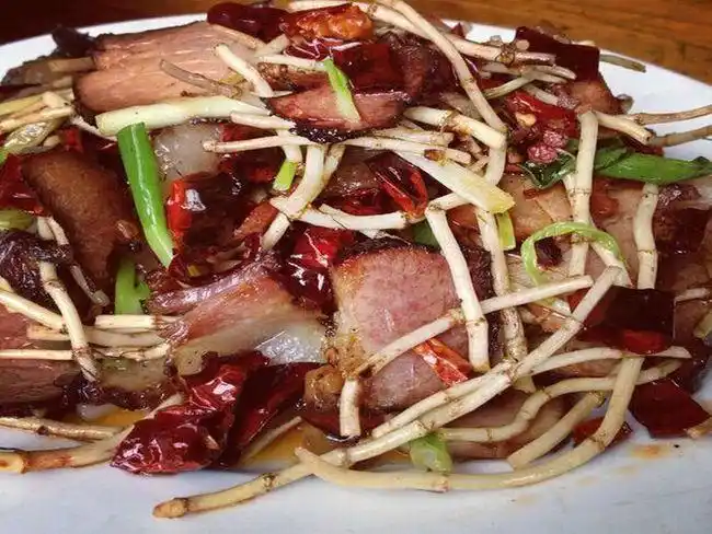 乌江豆腐鱼,既是贵州遵义的著名传统特色名菜,又是贵州十大名菜之一.