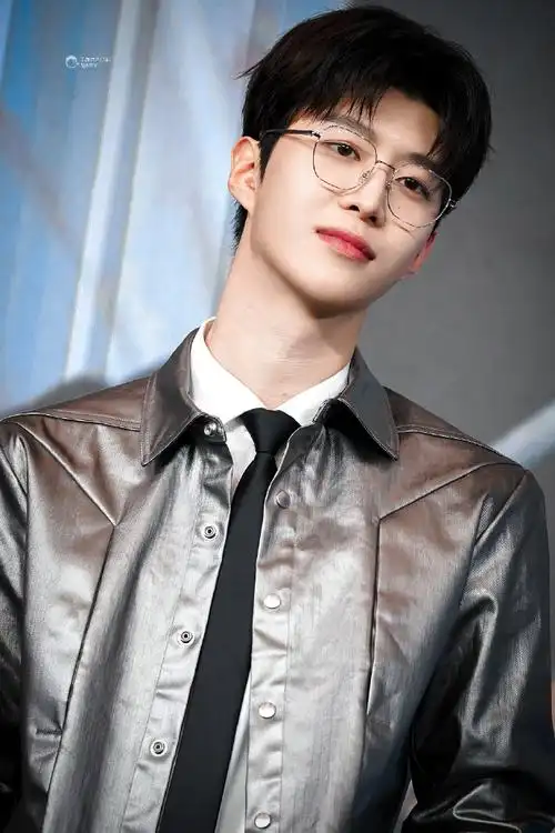 范丞丞要久久爱##范丞丞蒋翼##要久久爱微博追剧团##今日星拍放送