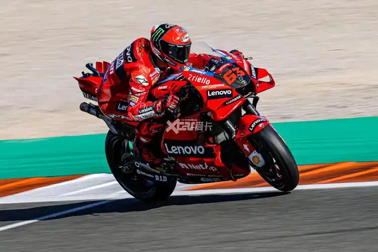 杜卡迪2022motogp夺冠 加冕三冠王称号_腾讯新闻