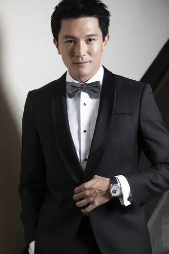 邱泽受邀电影节颁奖嘉宾大银幕转型之路完美跳脱外形束缚