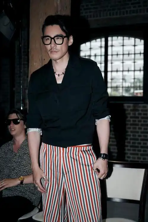 胡兵2024春夏时装周完美收官 东方时尚魅力名漾世界