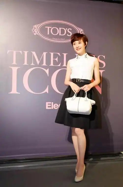 还有孙俪,怎么看都觉得有165cm啊,据说实际身高只有158cm