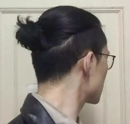 男生日式马尾如何扎 五款日式马尾发型来示范