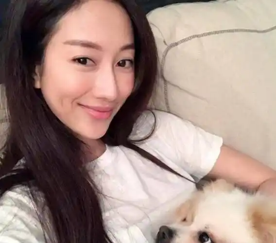 "绯闻天后,晶女郎"王秀琳霸道上位史,不是天王就是富商_媒体_郭富城