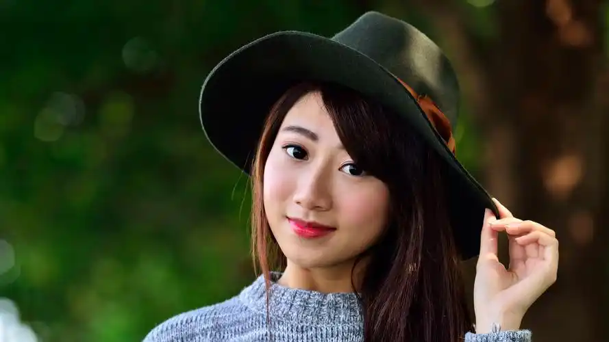 可爱森系美女张嘉庭壁纸