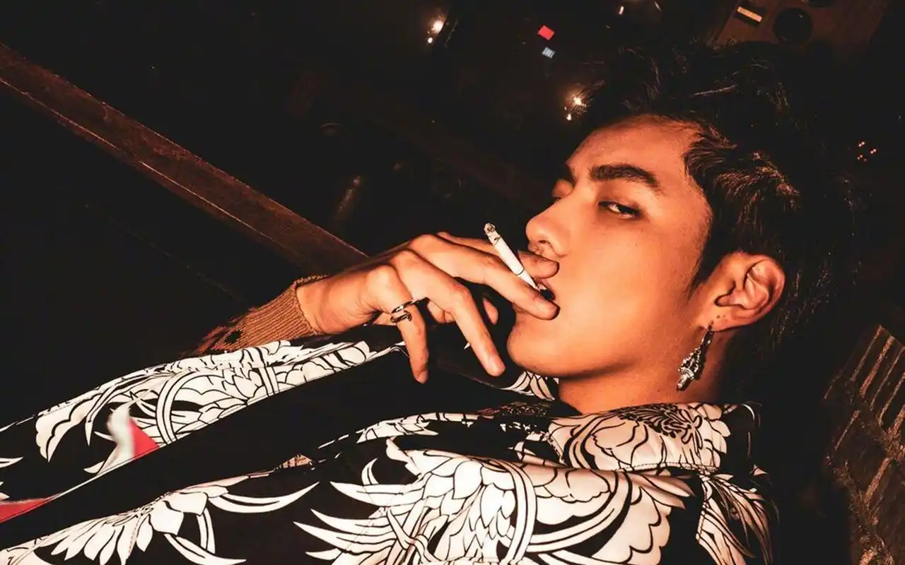 吴亦凡痞帅高清桌面壁纸