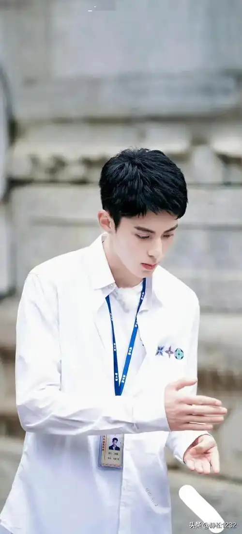 内娱最帅男艺人火爆来袭杨洋21名邓为12刘学义第4成毅第2