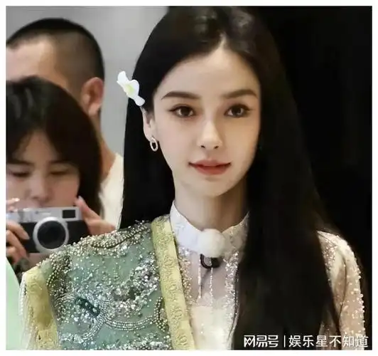 你敢信让陈伟霆黄晓明接连沦陷杨颖的手段可谓是高