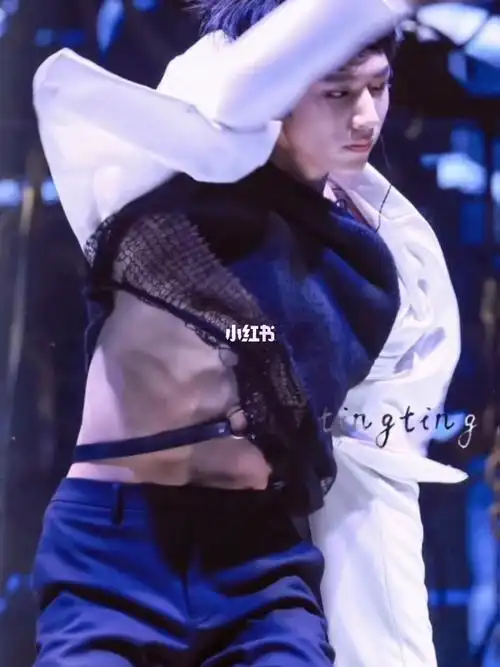 谁说我们不露肌肉刘耀文