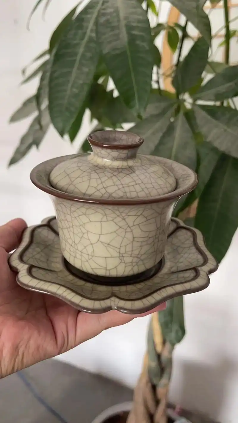 传世哥窑手工盖碗