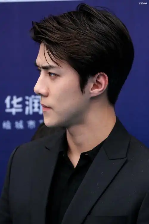 吴世勋#  考古61160409 第十六届音乐风云榜年度盛典61饭拍高清