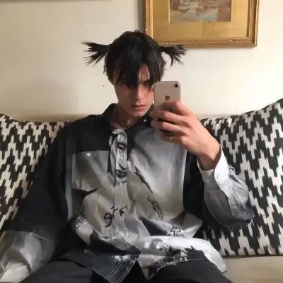 2021欧美男生炫酷又很霸气的头像