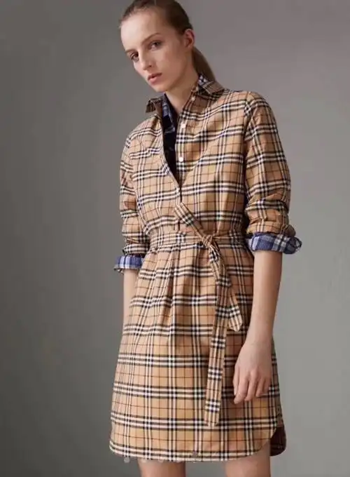 正品burberry格纹连衣裙