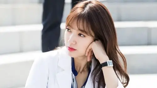 《doctors医生》朴信惠李圣经金来沅文知茵等服饰全解析之part 2