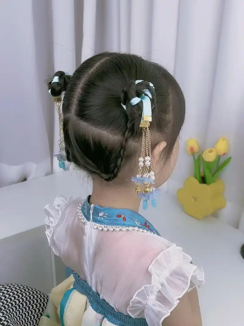 短发宝贝可以扎的简单汉服发型